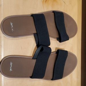 Sanuk slide on sandals women size 9